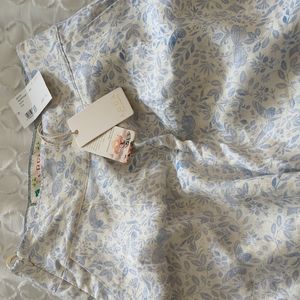 Agua Bendita White and Light Blue Cropped Pants with Floral Print